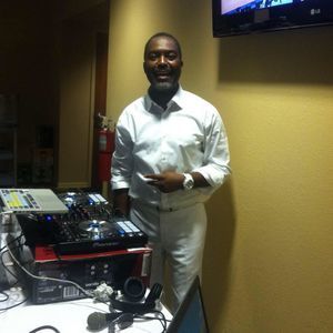 Meet your Posher, Kenneth